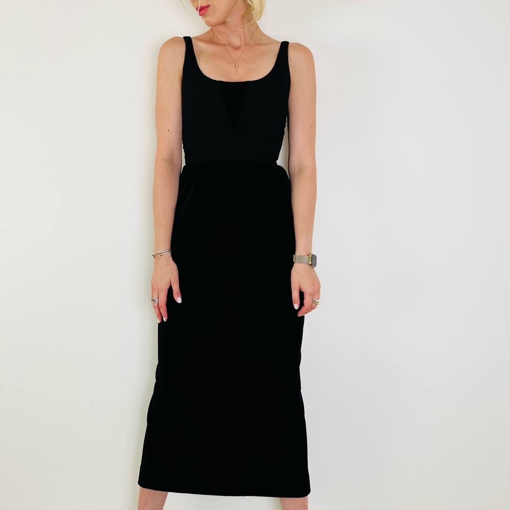 Chloe black bodycon velvet midi dress with side pockets
